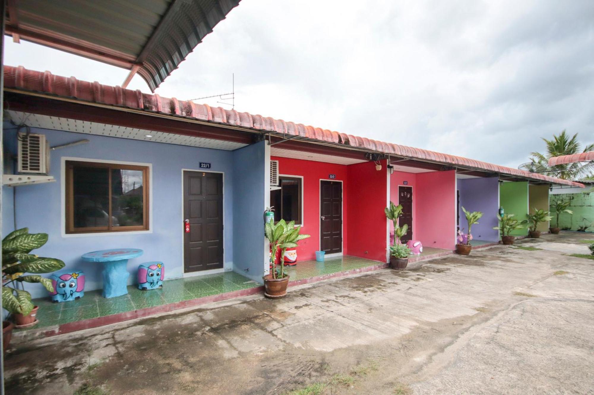 Oyo 682 Fishering Home Krabi town المظهر الخارجي الصورة